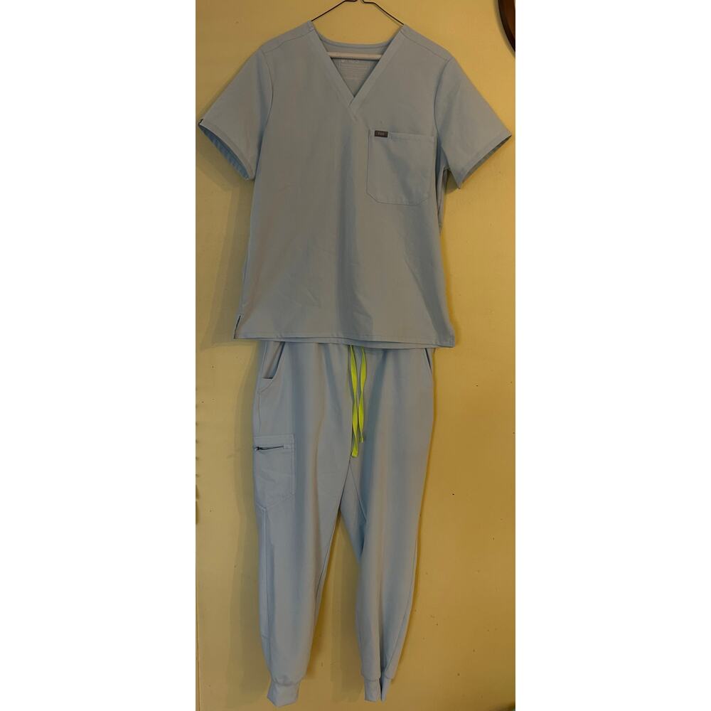Women’s light blue figs scrubs full set with joggers size large
